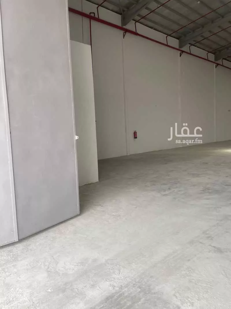 1600 sqm warehouse in Mansuriyah 8