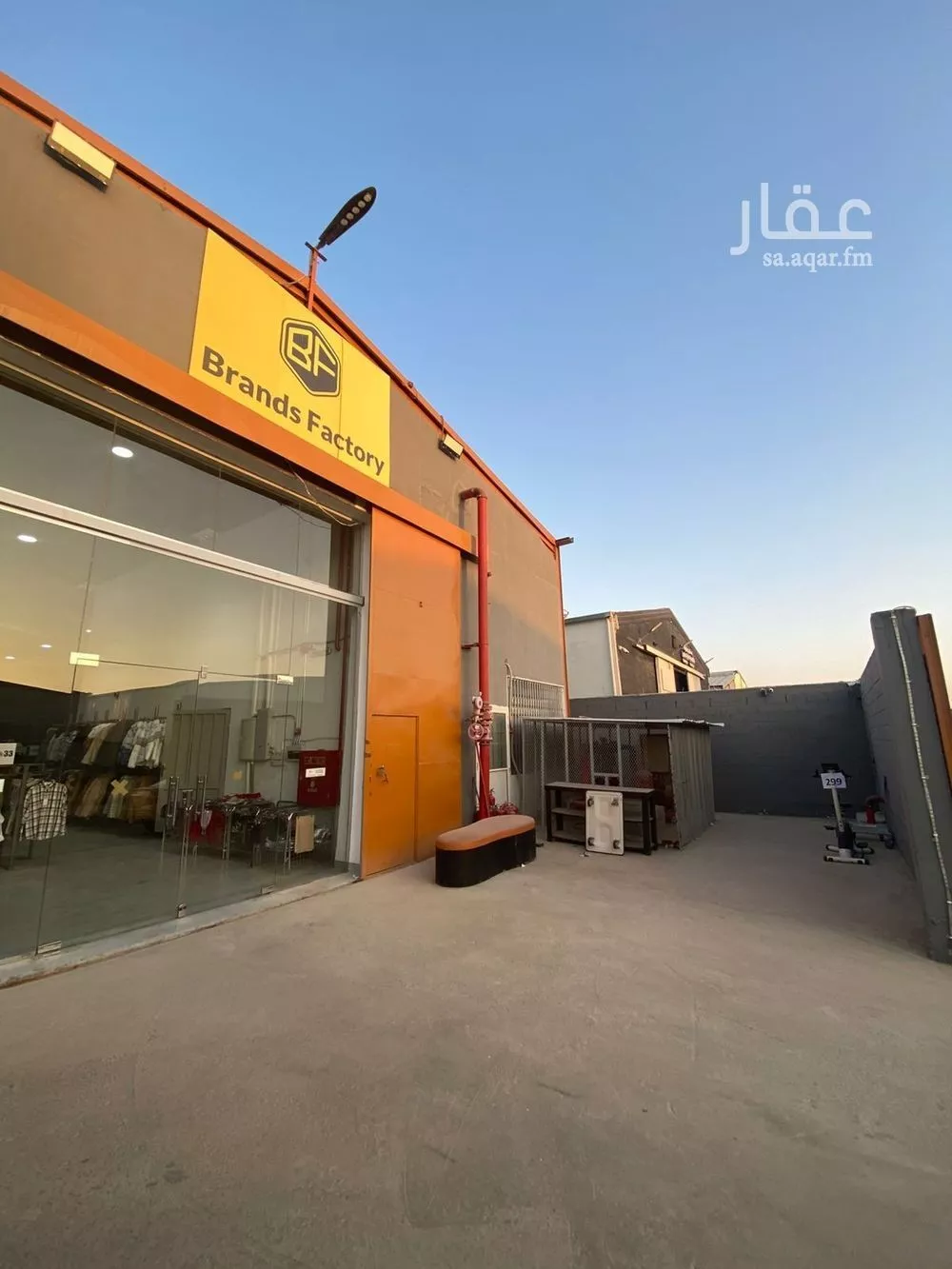 860 sqm warehouse in Al Sulay 3