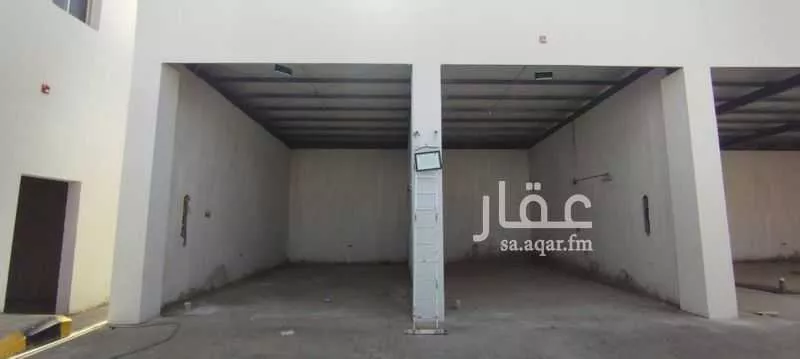 مستودع 146 م² في النظيم 5