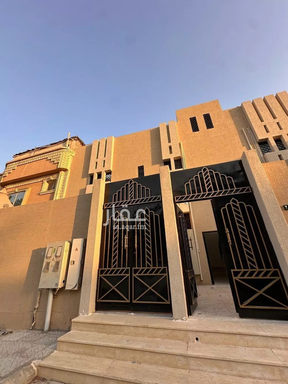 عمارة 400 م² في العريجاء الوسطى 3