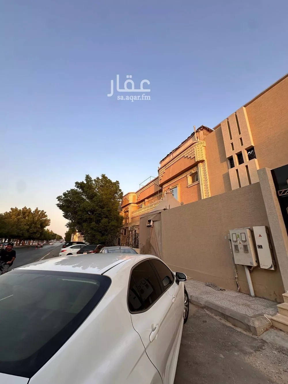 عمارة 400 م² في العريجاء الوسطى 10