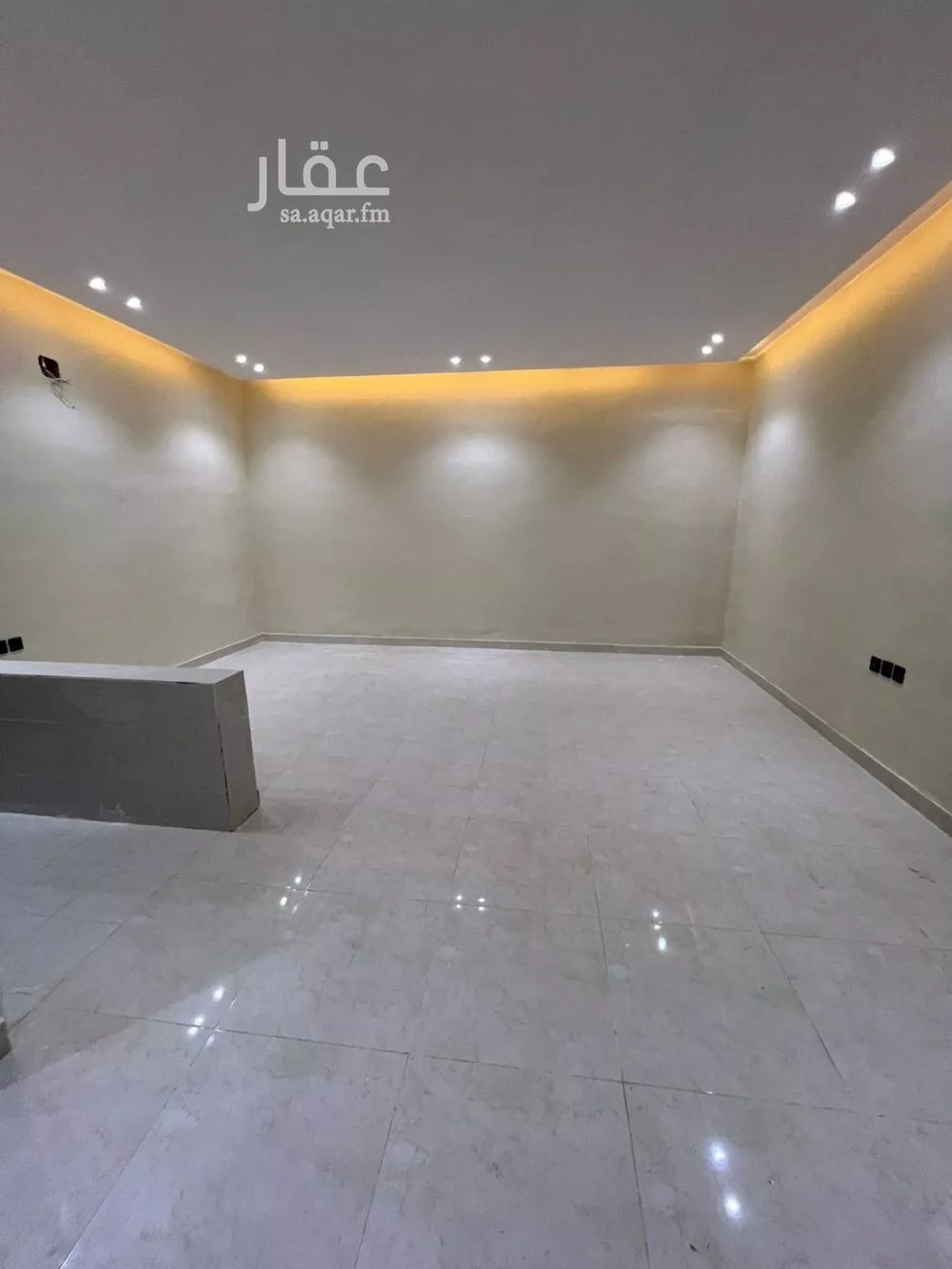 1600 sqm building in Al Rimal 6