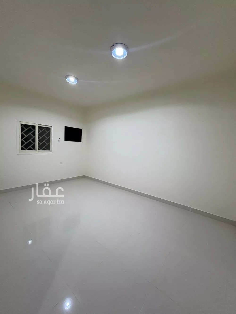 عمارة 750 م² في الوادي 7