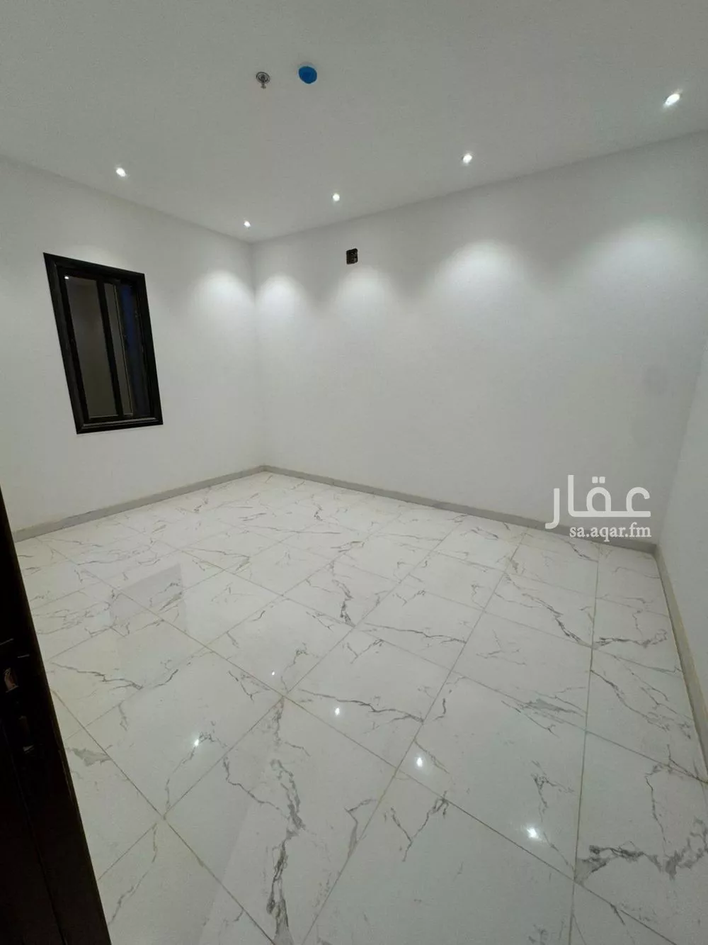 عمارة 1319 م² في الشرق 5