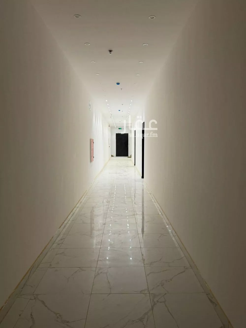 عمارة 1319 م² في الشرق 7