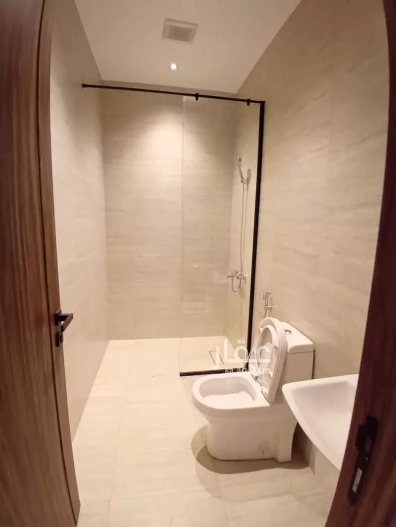 2721 sqm building in Ar Rayan 7