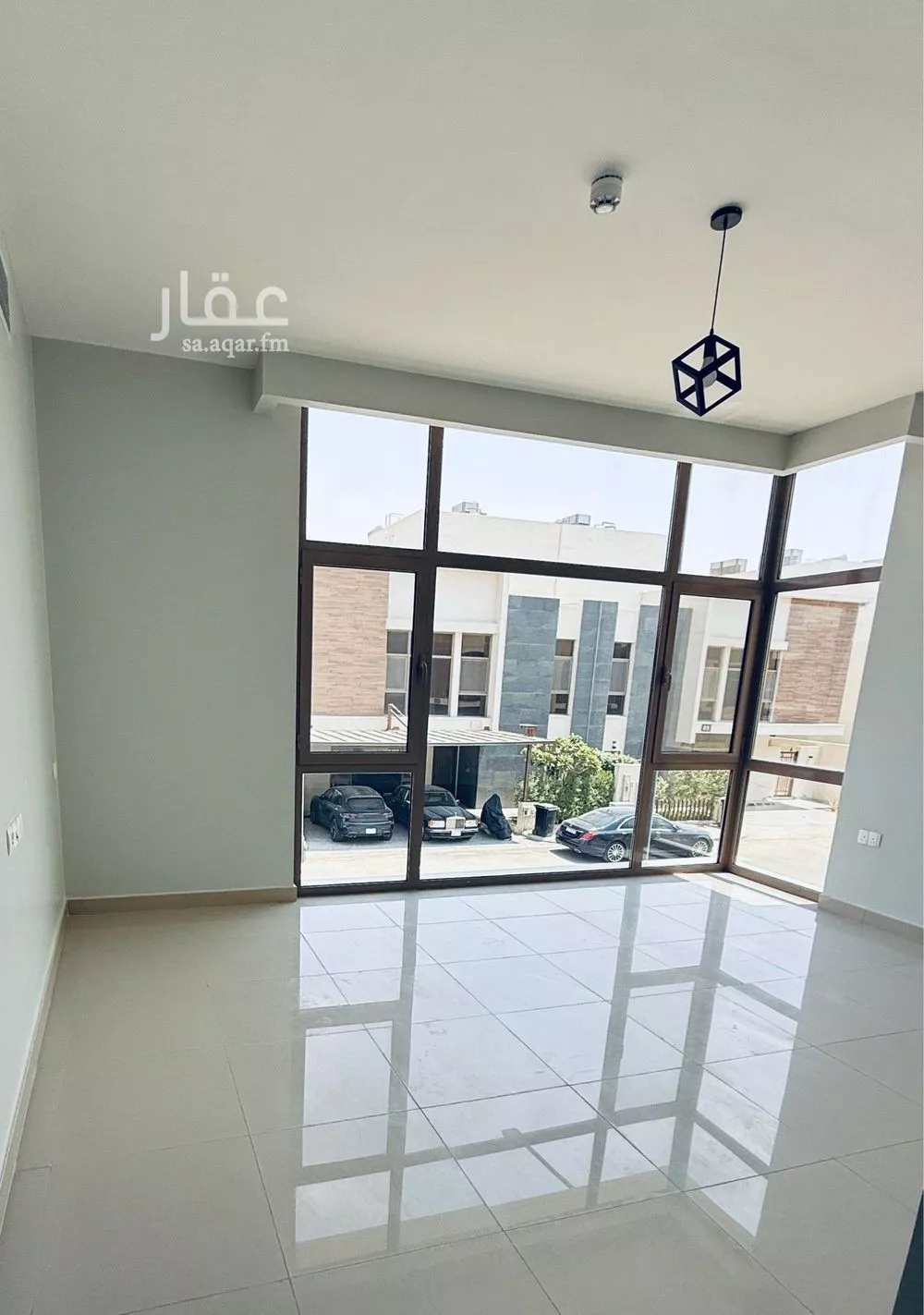 212 sqm building in Al Munsiyah 2