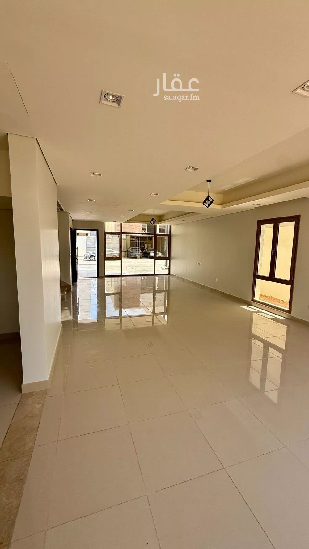 212 sqm building in Al Munsiyah 8