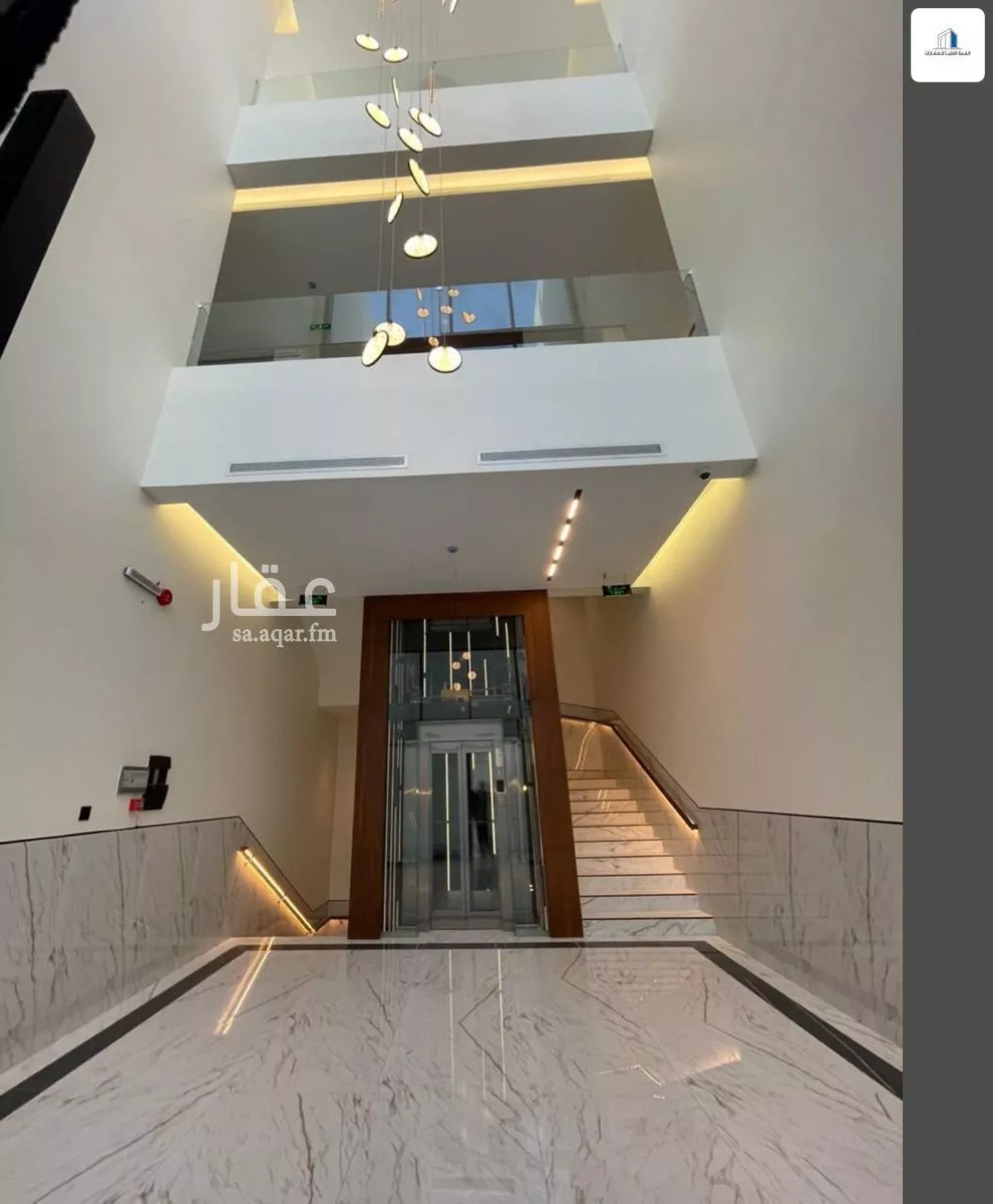 عمارة 2666 م² في النزهة 11