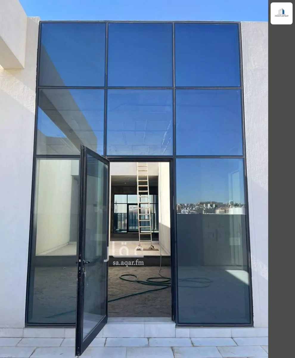 عمارة 2666 م² في النزهة 26