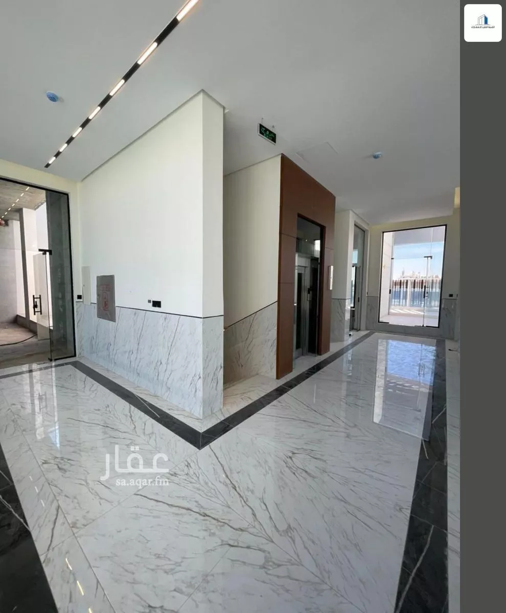 عمارة 2666 م² في النزهة 10