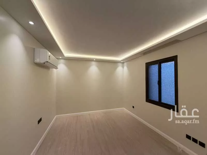 عمارة 560 م² في الملك فهد 11
