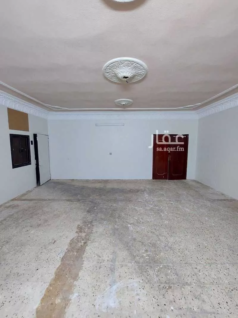 400 sqm building in Al Uraija Al Gharbiyah 6