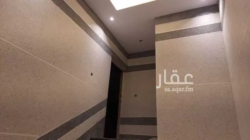 عمارة 600 م² في الوزارات 6