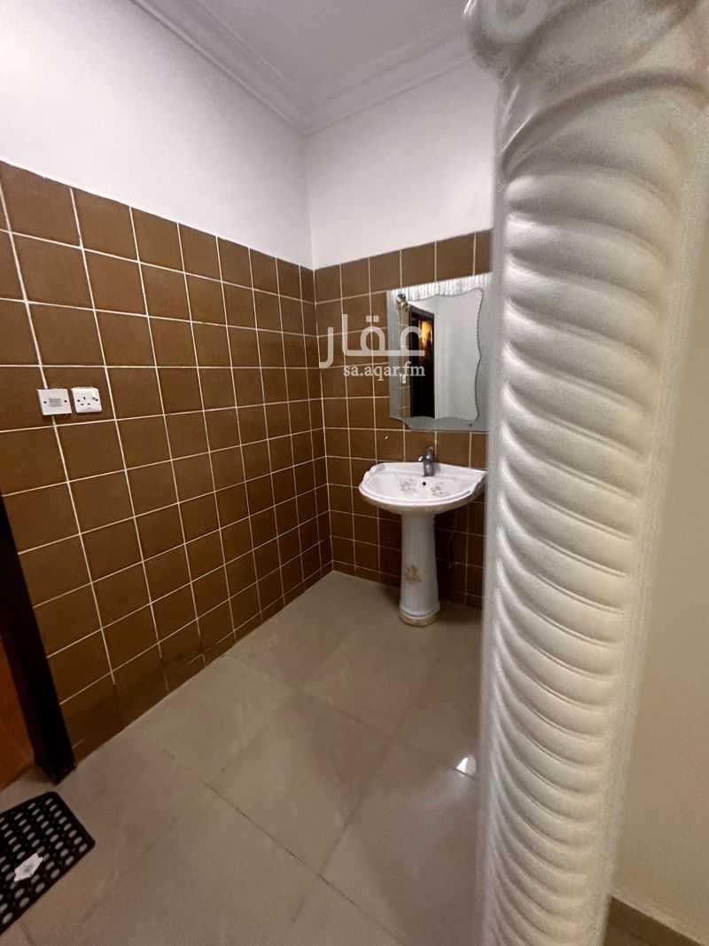 35 bedroom building in Dhahrat Laban, Riyadh 15
