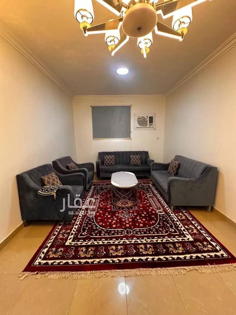 900 sqm building in Dhahrat Laban 11