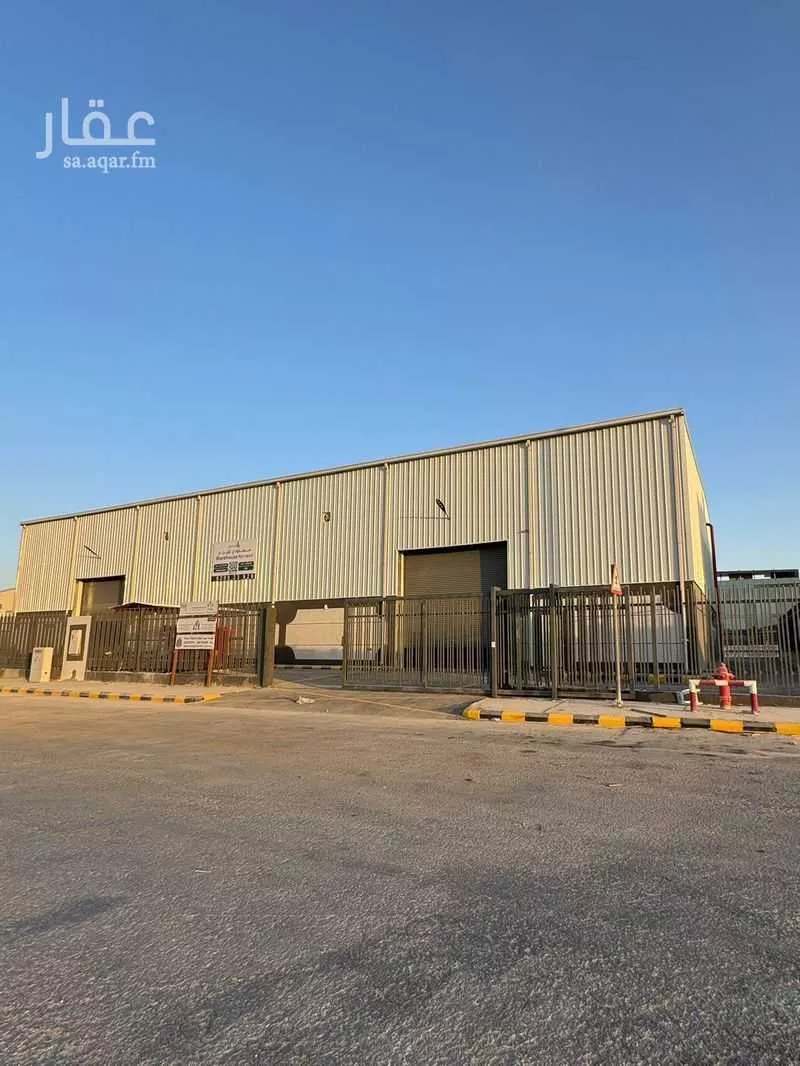 1977 sqm warehouse in Riyadh 2
