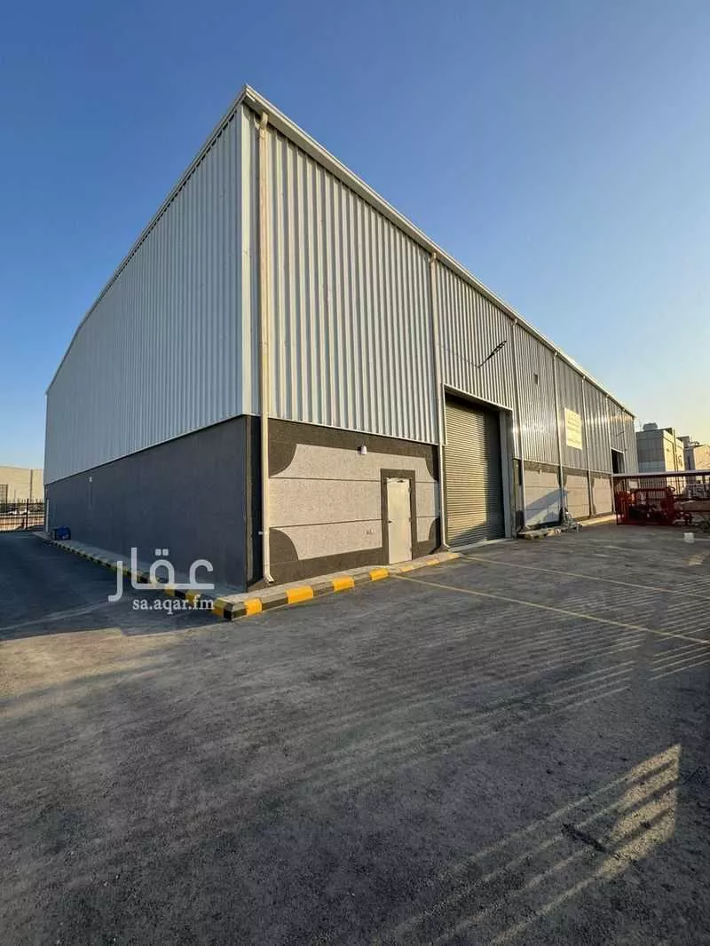 1977 sqm warehouse in Riyadh 4