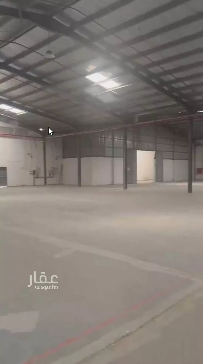 مستودع 8000 م² في السلي 6