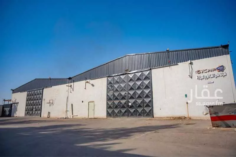 7500 sqm warehouse in Al Aziziyah 3