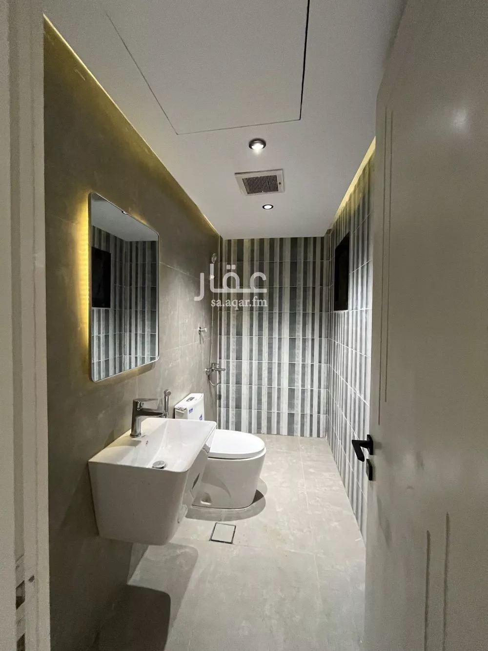 1487 sqm building in Ishbiliyah 11