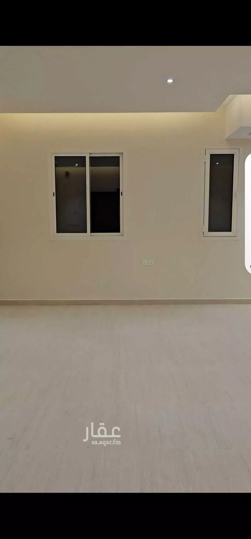 عمارة 250 م² في الضباط 12