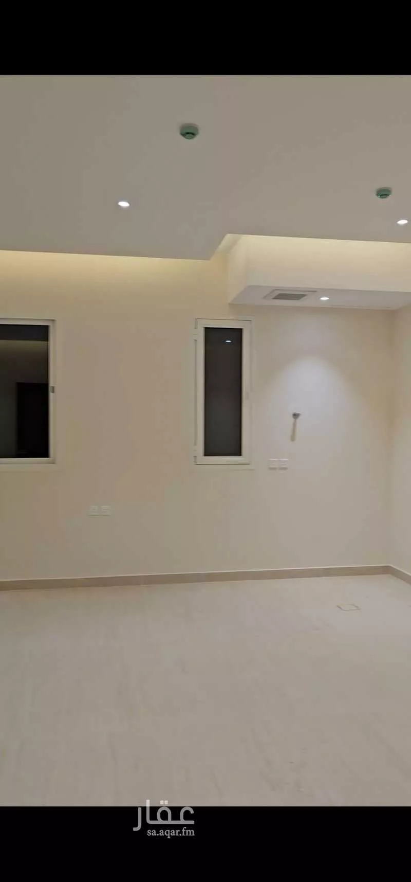 عمارة 250 م² في الضباط 13