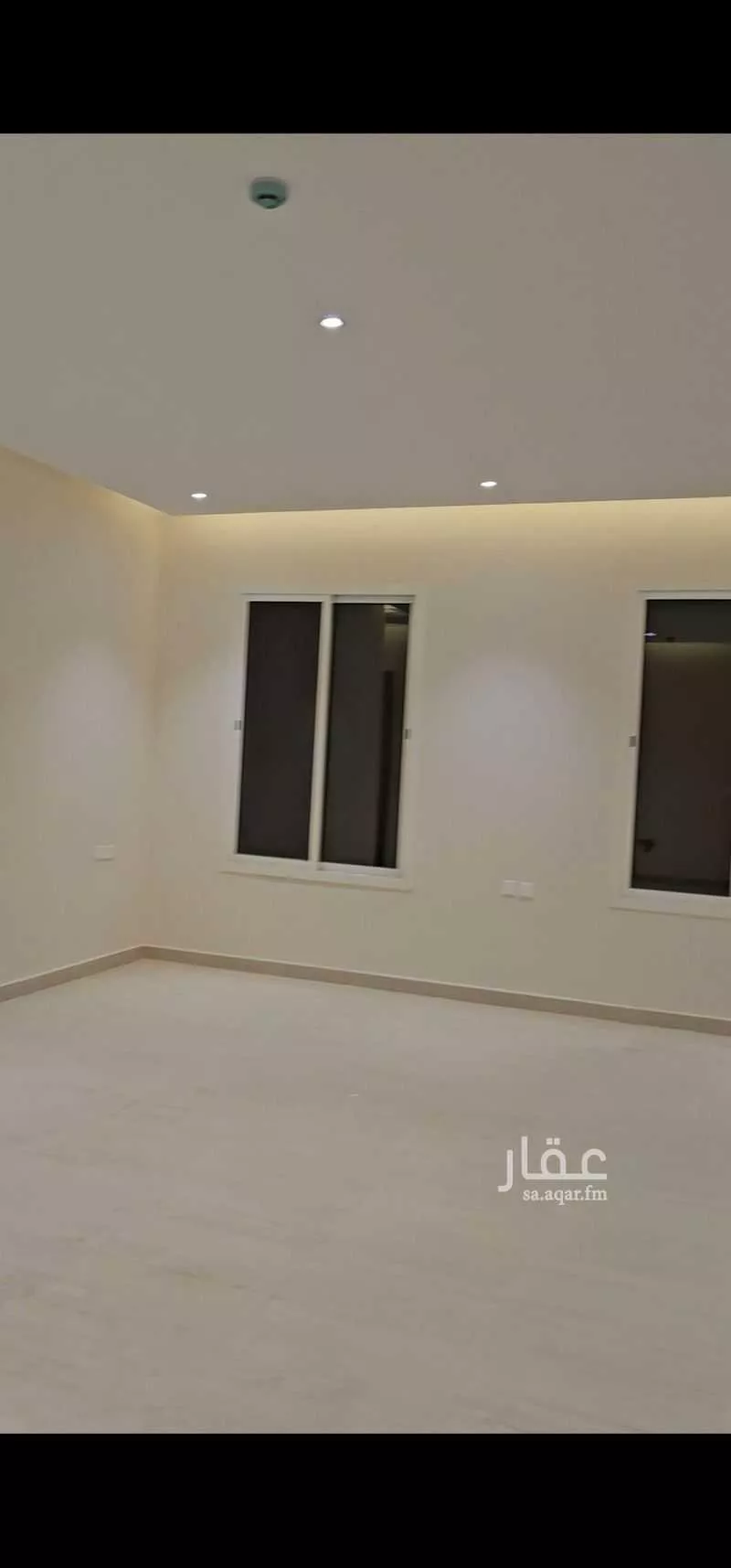 عمارة 250 م² في الضباط 15
