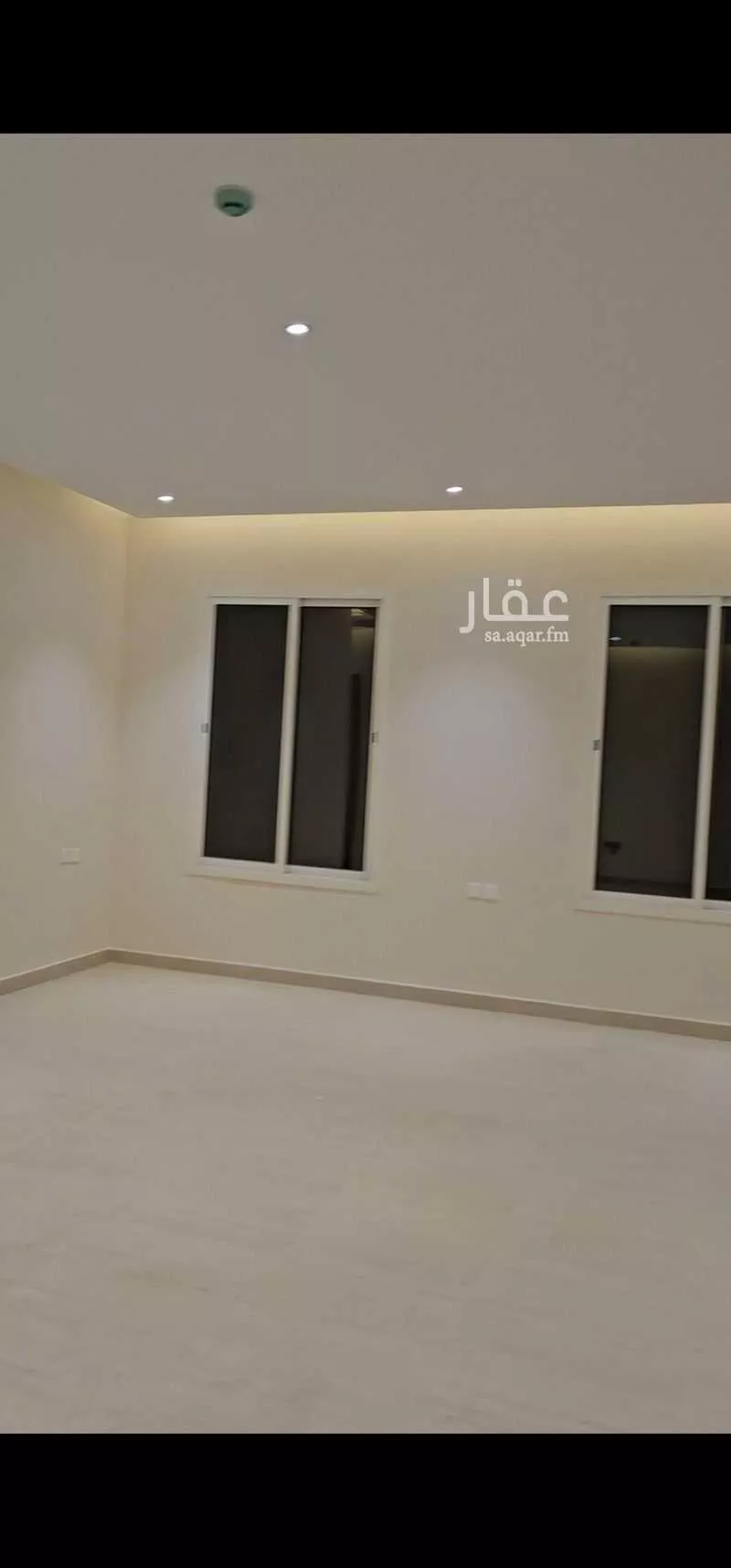 عمارة 250 م² في الضباط 18