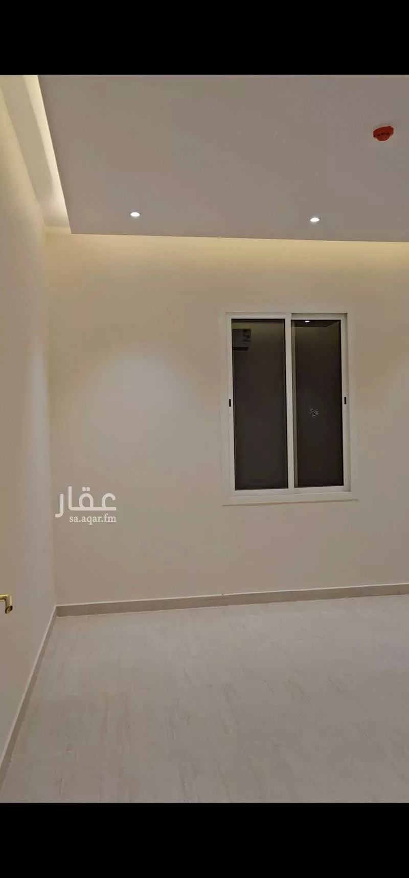عمارة 250 م² في الضباط 8