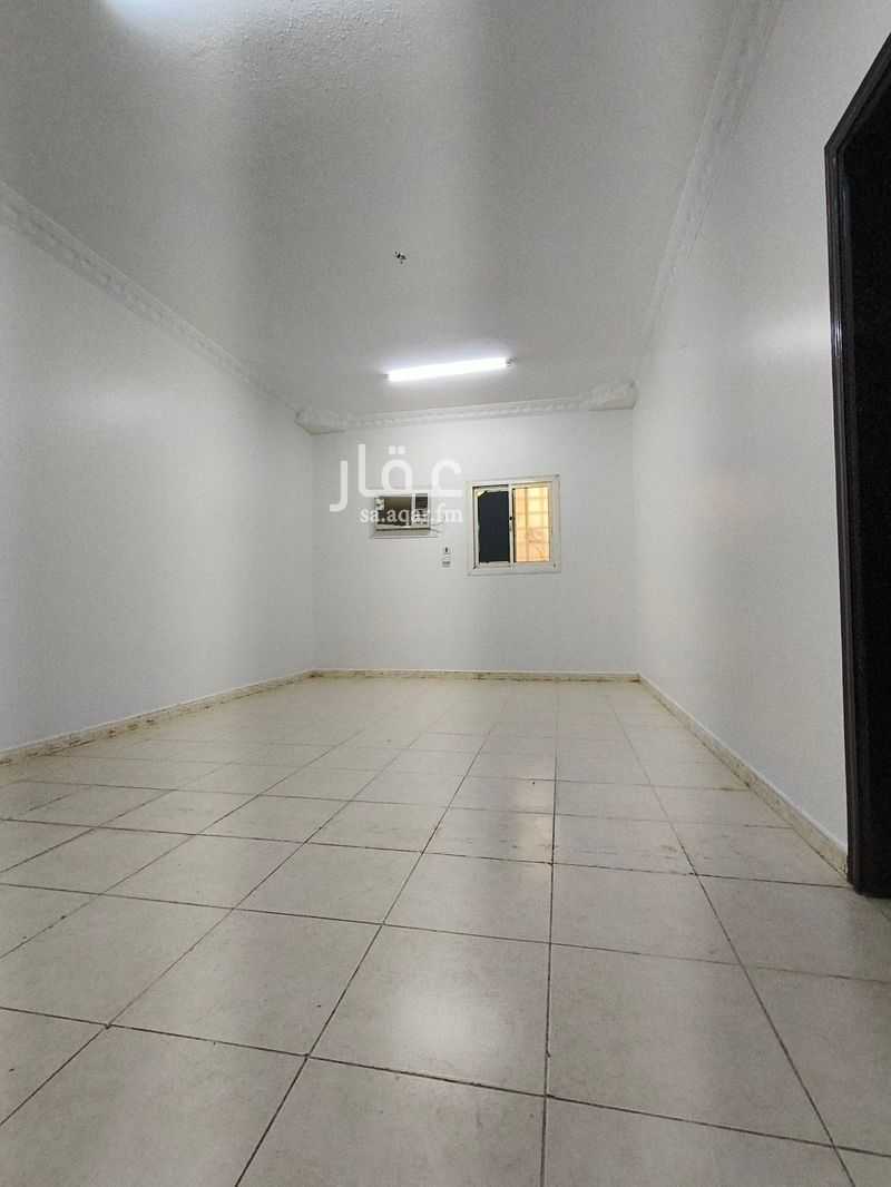 3 bedroom building in Al Yarmouk, Riyadh