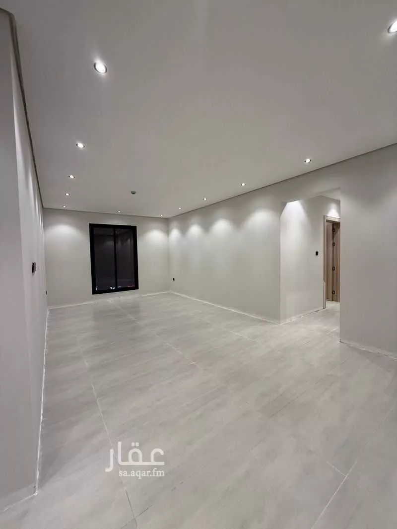 171 sqm building in Al Rimal 5