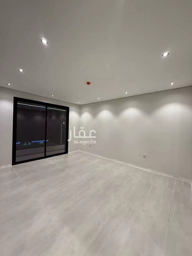 171 sqm building in Al Rimal 6