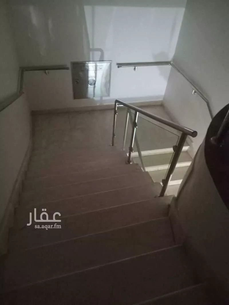 عمارة 1100 م² في الوادي 22