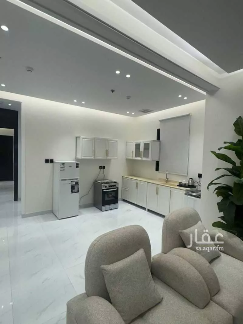 1994 sqm building in Al Janadriyah 4