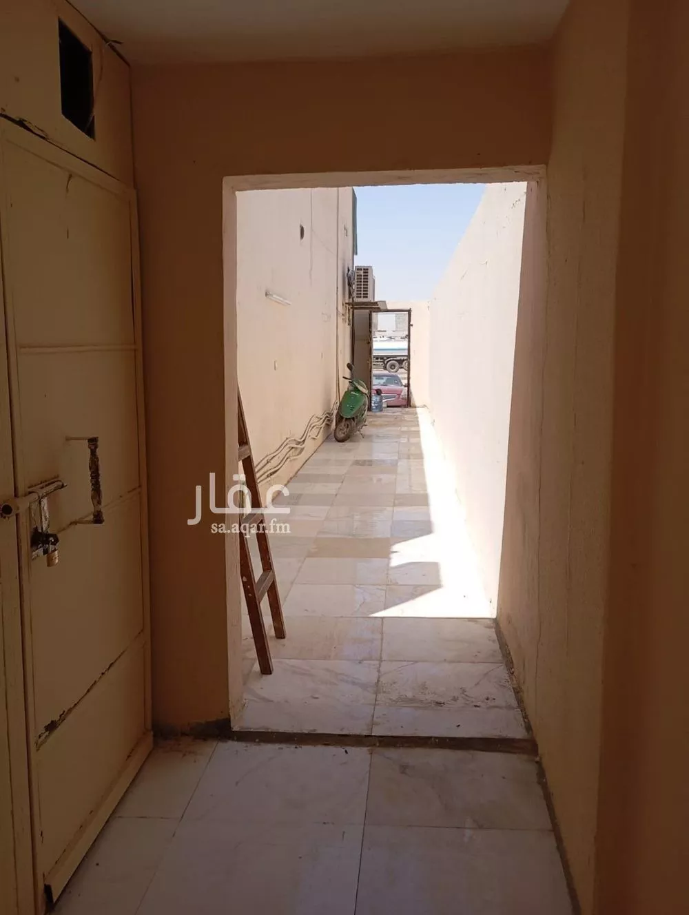 عمارة 1500 م² في الرمال 6