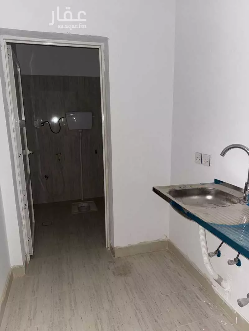 1050 sqm warehouse in An Nadhim 4