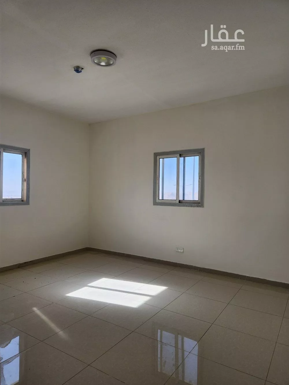 2578 sqm building in Tuwaiq 4