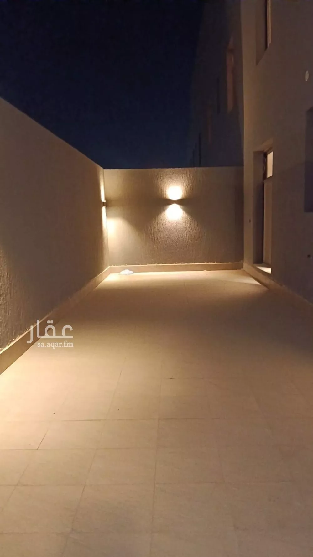 عمارة 137 م² في الرمال 7