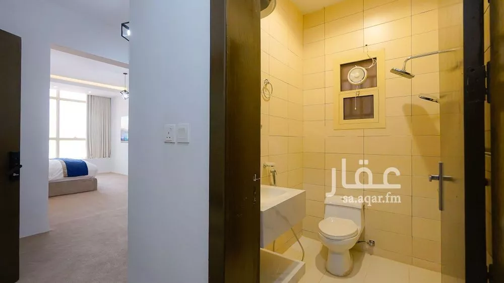 900 sqm building in Hittin 17