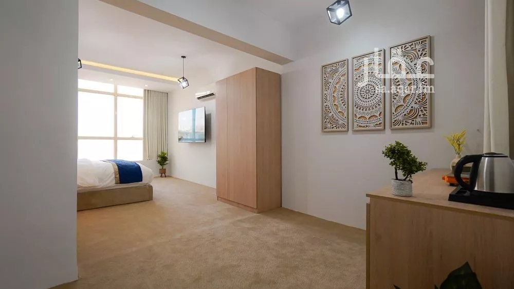 900 sqm building in Hittin 24