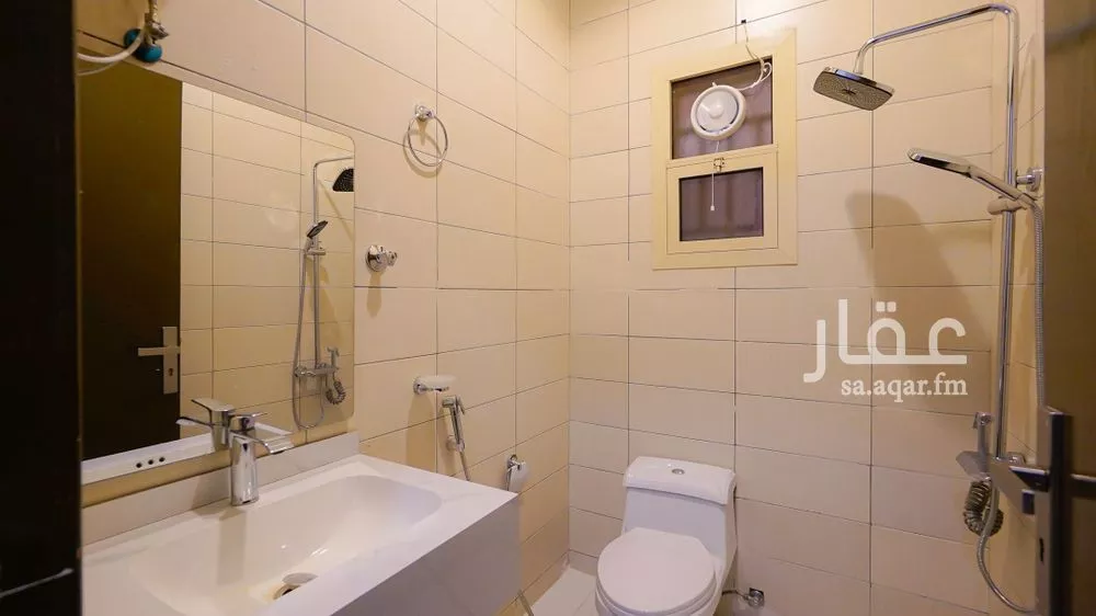 900 sqm building in Hittin 26