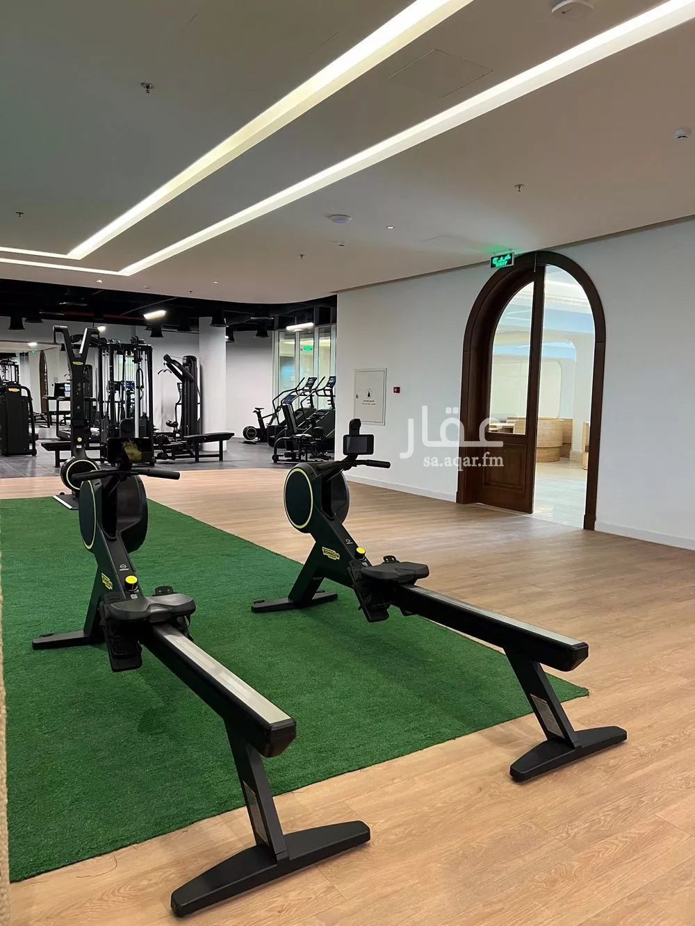 عمارة 3960 م² في الشهداء 23