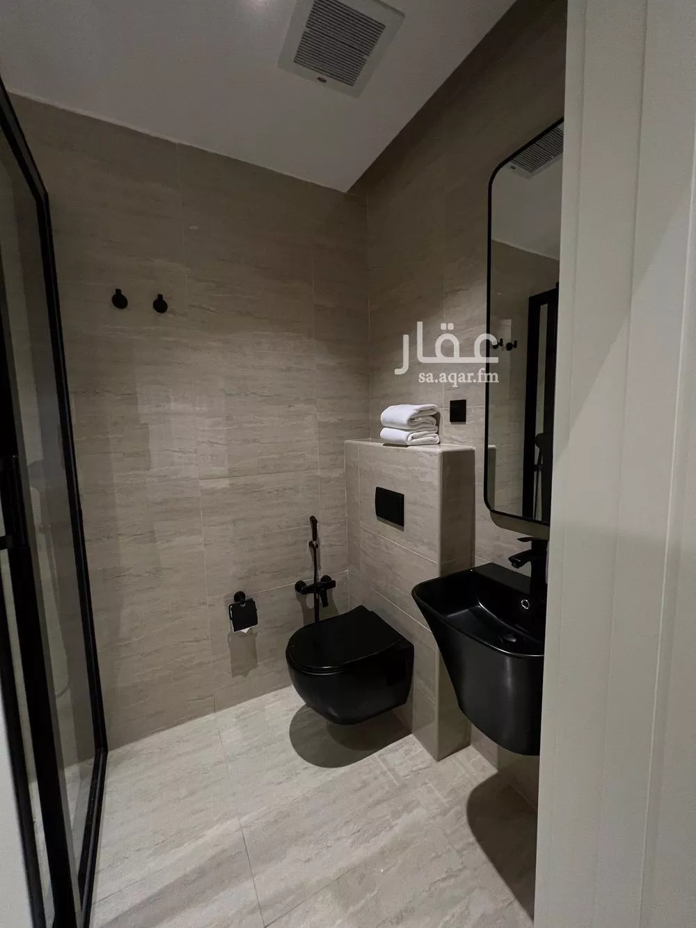 عمارة 3960 م² في الشهداء 6