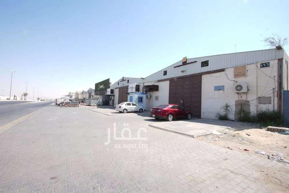 4620 sqm warehouse in Al Sulay 4