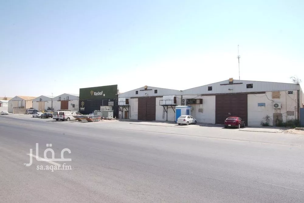 4620 sqm warehouse in Al Sulay 10
