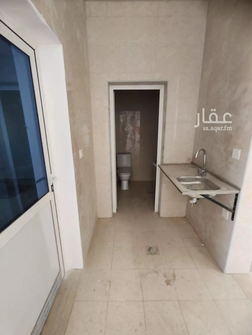 5555 sqm warehouse in Taibah 8