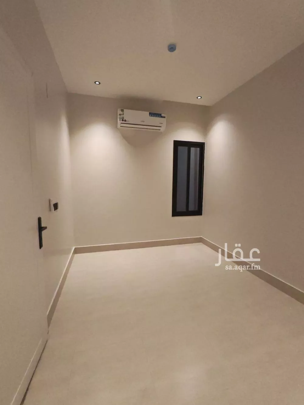 900 sqm building in Al Janadriyah 8