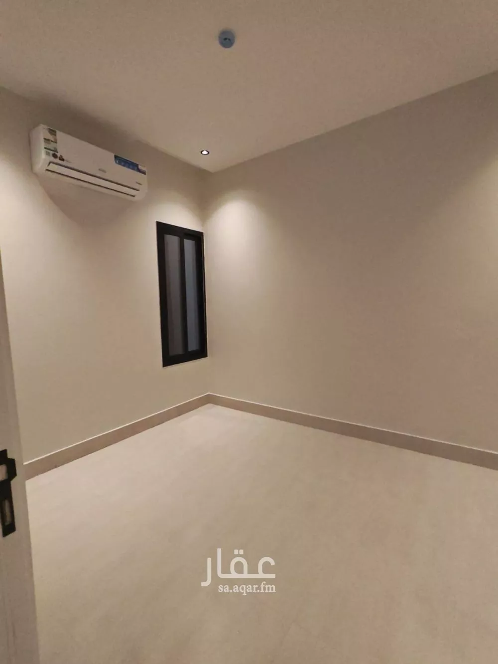 900 sqm building in Al Janadriyah 9