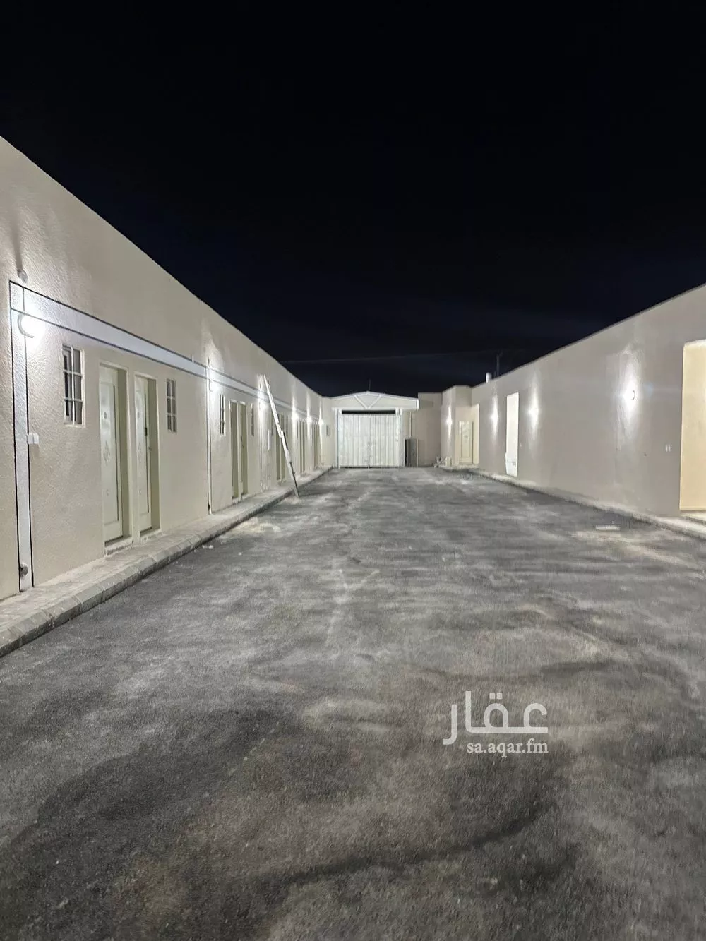 عمارة 10000 م² في الرمال 20